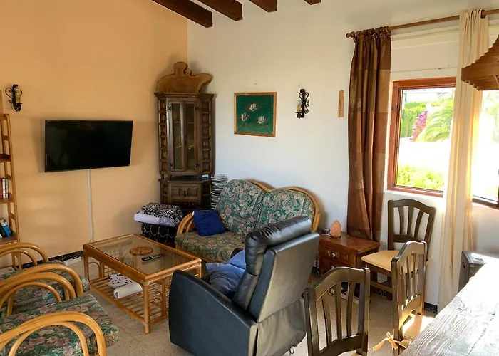 El Garbi Βίλα Κάλπε